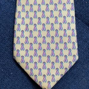 Boys Vineyard Vines Breast Cancer Awareness Tie